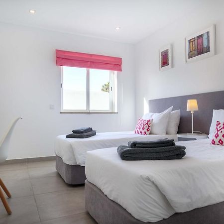Waterside 3 Bedroom Sea View Senhora da Luz 외부 사진