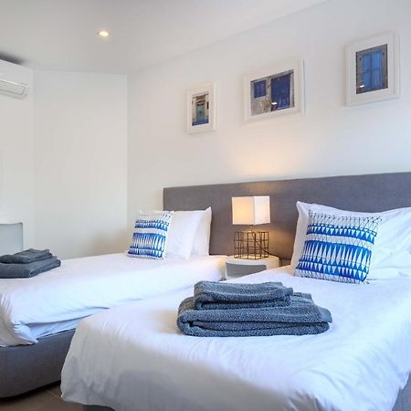 Waterside 3 Bedroom Sea View Senhora da Luz 외부 사진