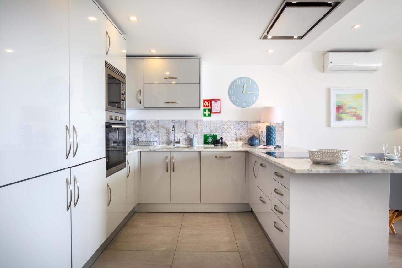 Waterside 3 Bedroom Sea View Senhora da Luz 외부 사진
