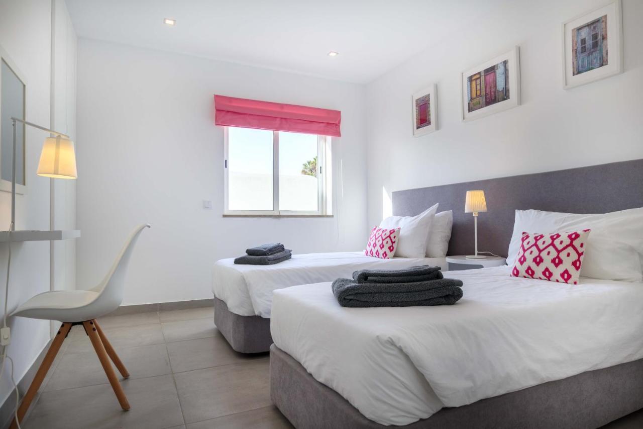 Waterside 3 Bedroom Sea View Senhora da Luz 외부 사진