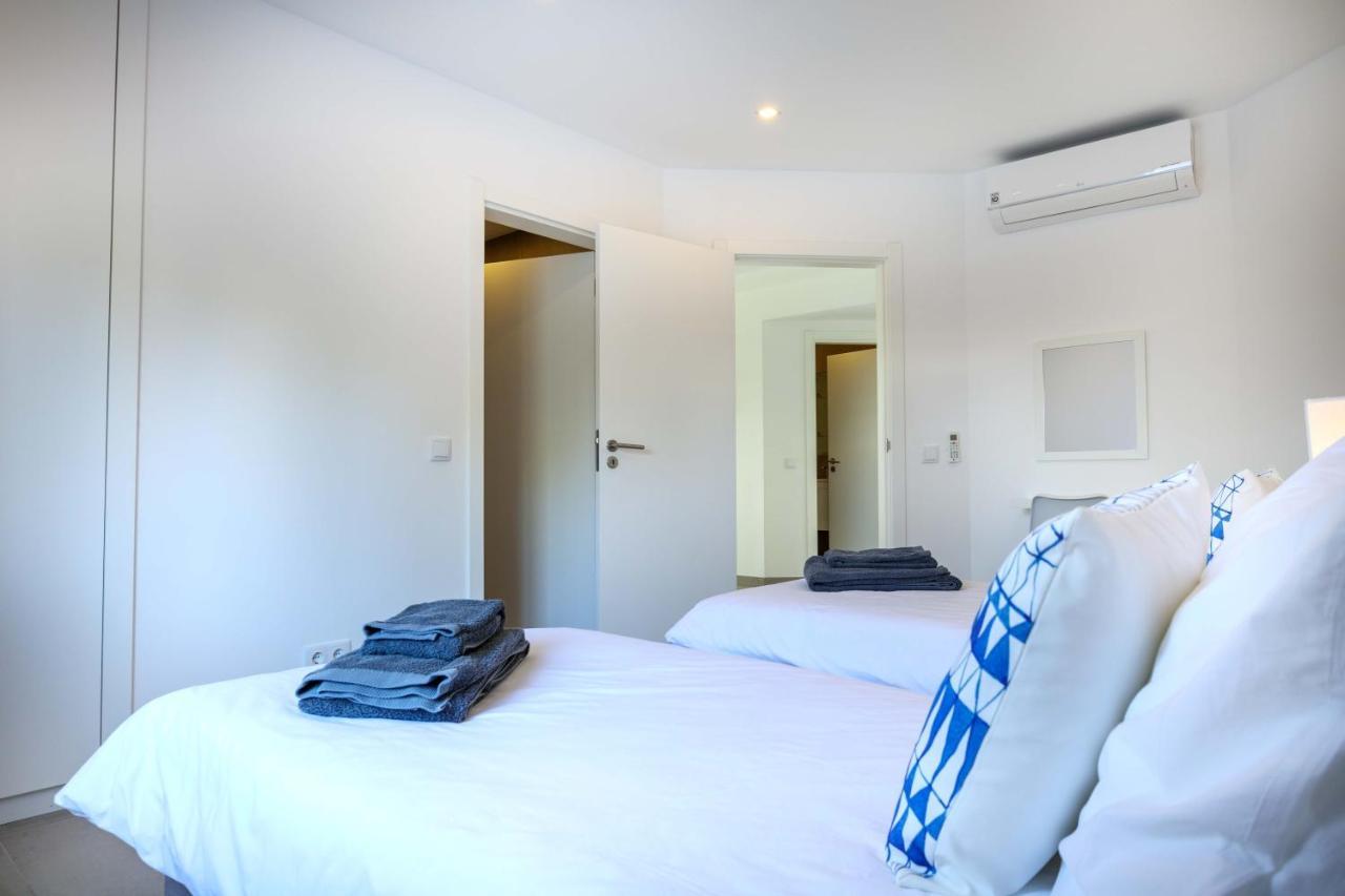 Waterside 3 Bedroom Sea View Senhora da Luz 외부 사진