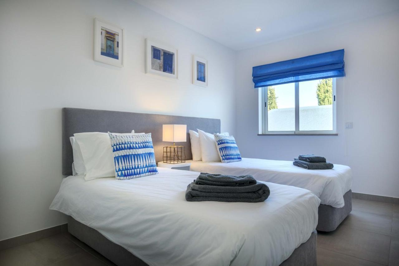 Waterside 3 Bedroom Sea View Senhora da Luz 외부 사진